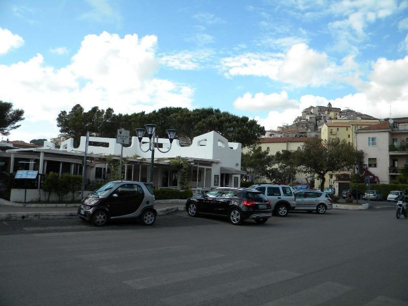 Hotel Genova Scalea Eksteriør billede